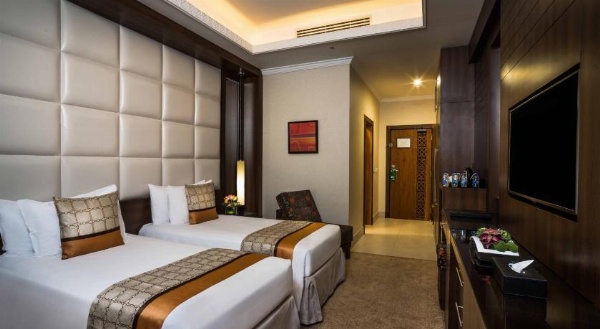 Gloria Inn Main image
